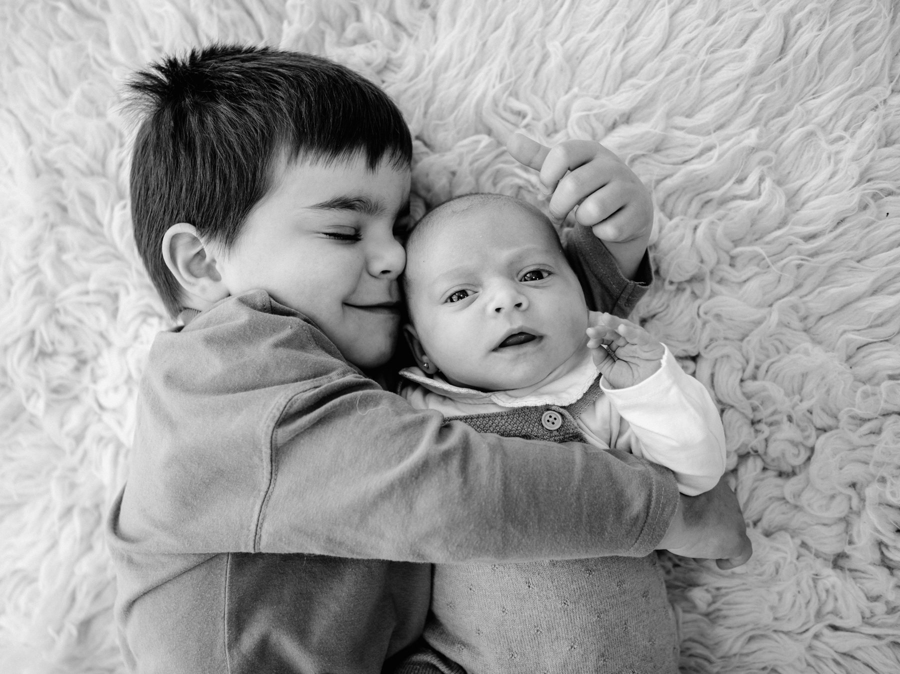 Sesión de recién nacido y familia en Belle Photography