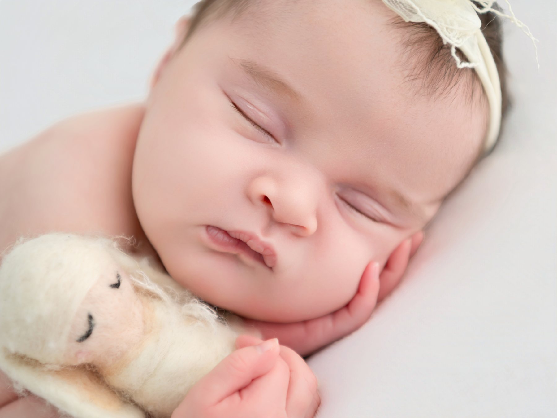 Fotografía de recién nacido en Belle Photography